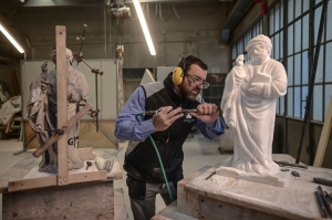 Restoring Milan’s Duomo: Ancient statues reborn through craftsmanship and adoption