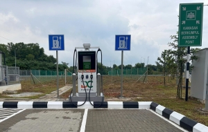 DC Handal’s new 240kW DC charger now available at WCE SAE Toll Plaza